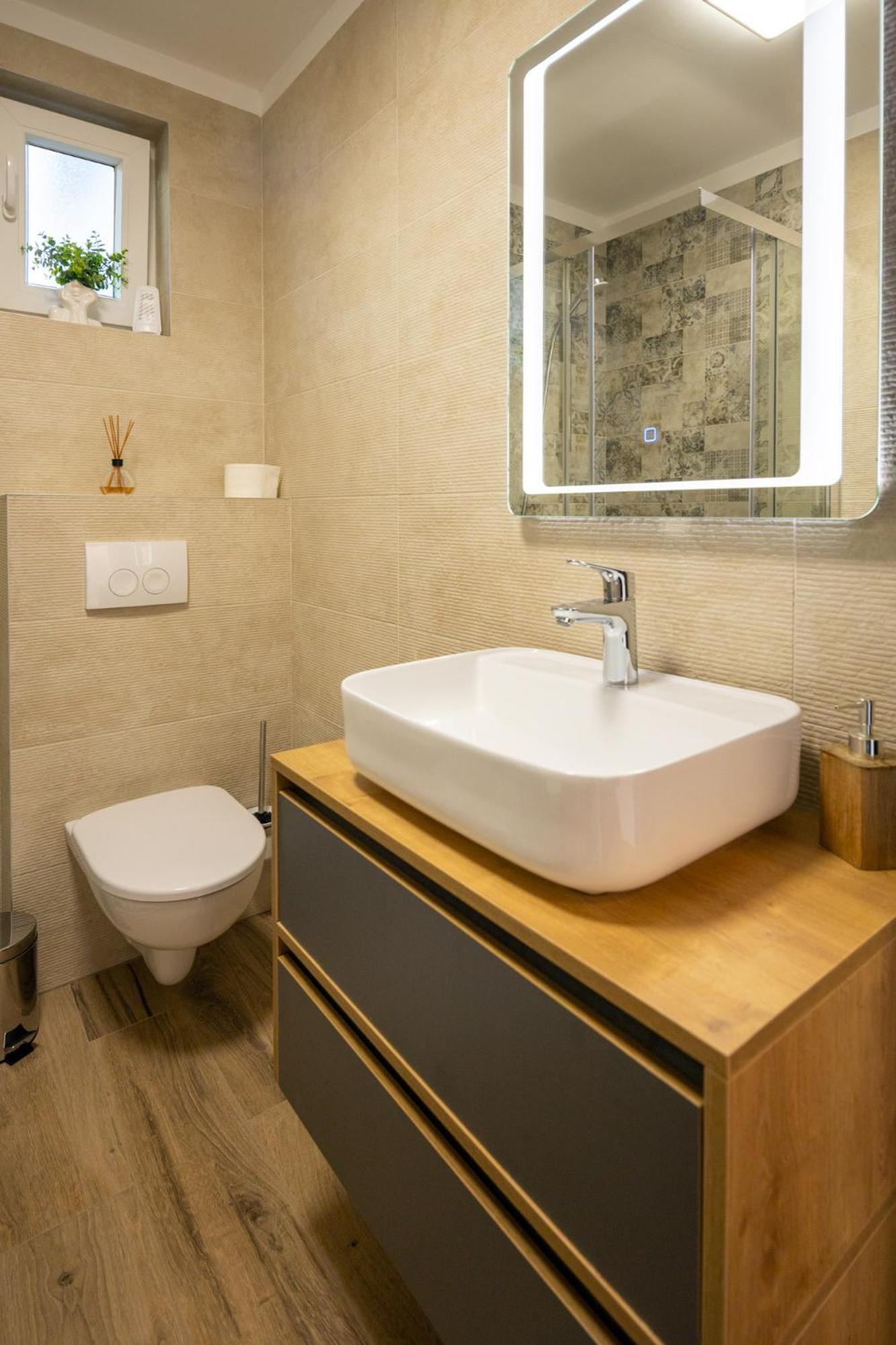 Apartment Iva Vrana  Екстер'єр фото